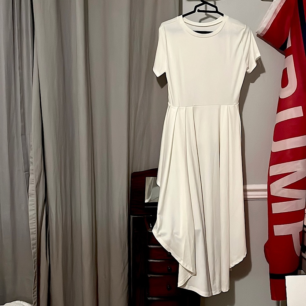 Great for a costume if u need a white dress as a base